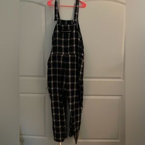 selling overalls size 2xl plus